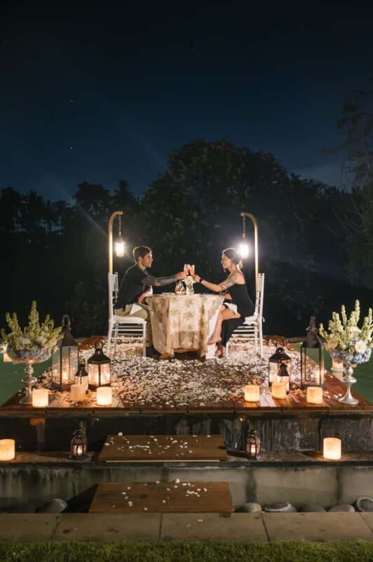 Ubud: Romantic Floating Dinner Under the Stars - The Experience in Detail