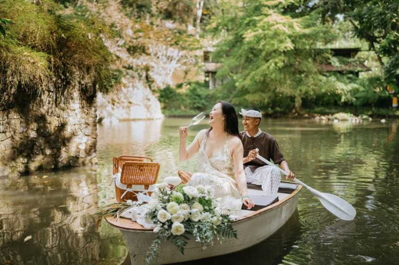Ubud: Romantic Picnic on a Wooden Boat with Sparkling Wine - Details and Practicalities
