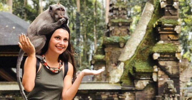 Ubud: Sacred Monkey Forest Sanctuary Ticket and Guided Tour - Review Summary