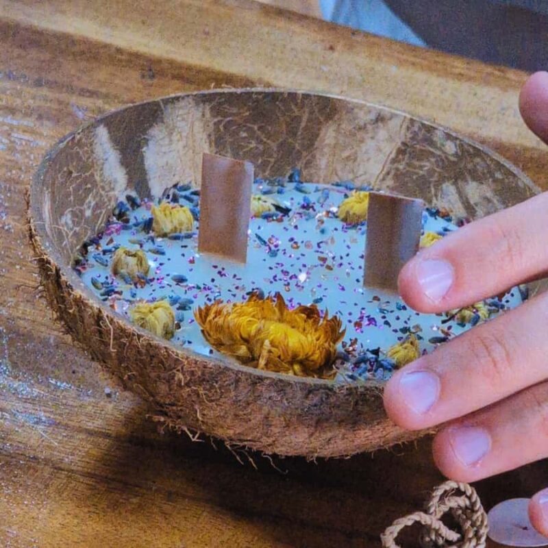 Ubud: Scented Coconut Candle: Sacred Coconut Shell - Ubud: Scented Coconut Candle – Sacred Coconut Shell