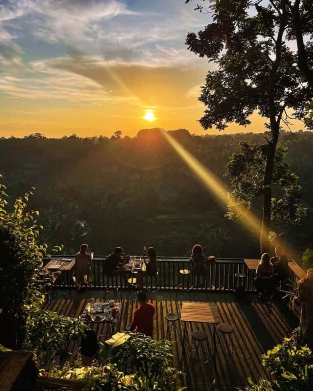 Ubud: Sunset Jungle View, Kecak Dance & Gautama Street Walk - The Experience: A Detailed Breakdown