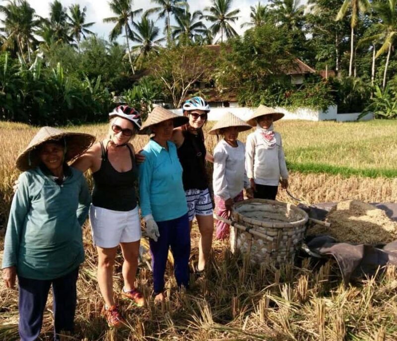 Ubud: Tirta Empul Temple E-Bike Tour with Lunch - Authentic Encounters with Local Villages and Culture