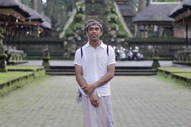 Ubud Tirta Empul Temple Tour with Purification Experience - An Authentic Dive into Balinese Spirituality