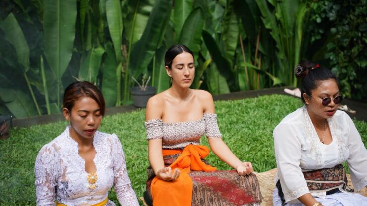 UBUD: TOUCH USADHA HEALING by BALINESE SPIRITUAL HEALER - The Healing Process Explained