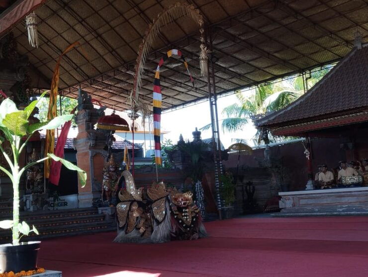 UBUD TOUR: BARONG DANCE/WATERFALLS /TEMPLES NEARBY - Key Points