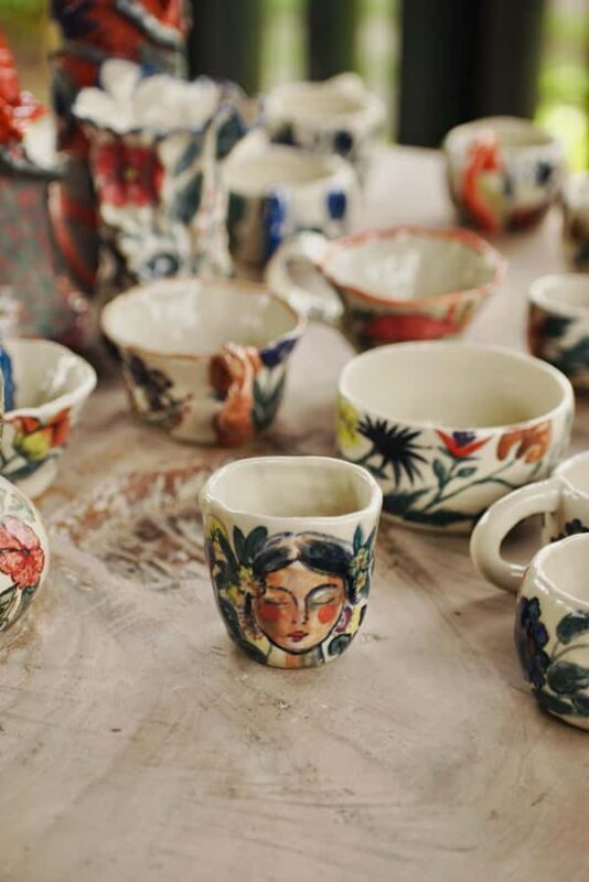 Ubud: Wheel throwing and hand build full experience pottery - The Venue: Setungku Ceramic Studio