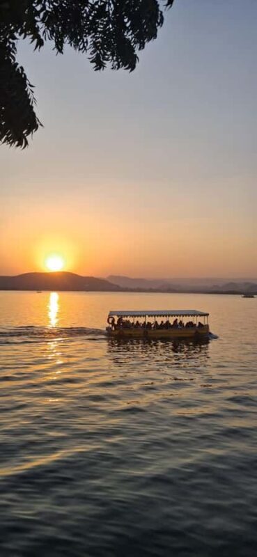 Udaipur: All Inclusive City Sightseeing Guided tour - FAQ