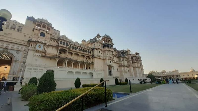 Udaipur: All Inclusive City Sightseeing Guided tour - Good To Know