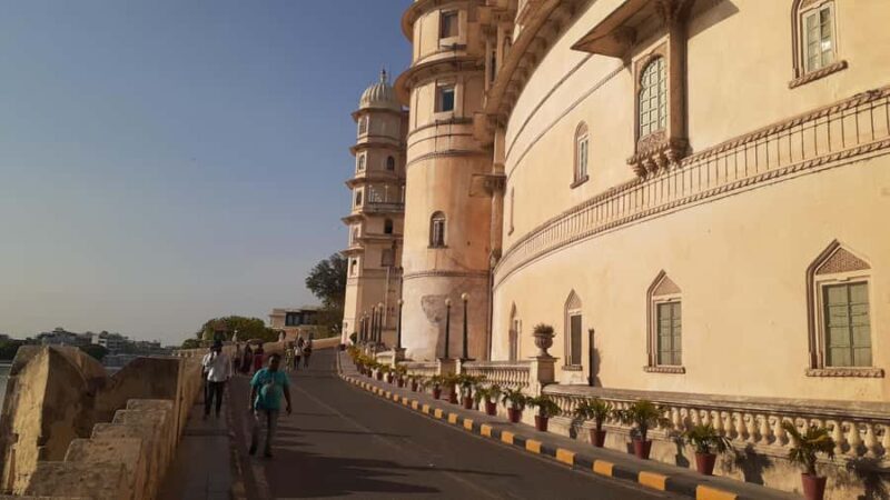 Udaipur: All Inclusive City Sightseeing Guided tour - Practical Tips for Making the Most of Your Day