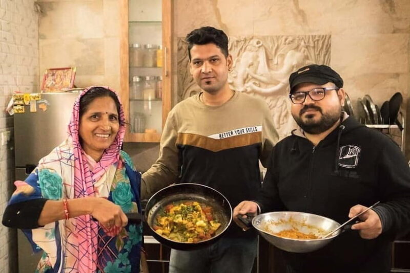 Udaipur: Authentic Indian Cooking Class with Lunch or Dinner - Good To Know