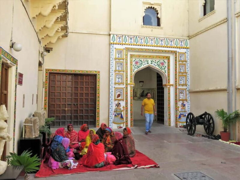 Udaipur: City of Lakes Full-Day Guided Tour - A Detailed Look at the Udaipur Tour