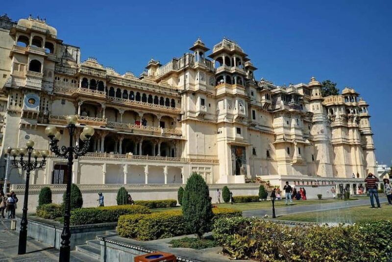 Udaipur: Full Day Private City Tour with Optional Boat Ride - Good To Know