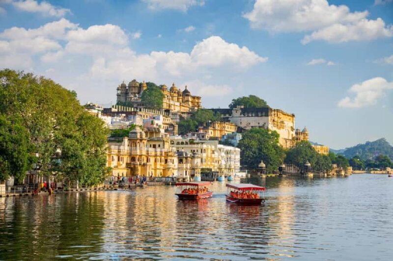 Udaipur: Ghats Guided Walking Tour with Boat Ride Experience - Authentic Experiences and Reviews