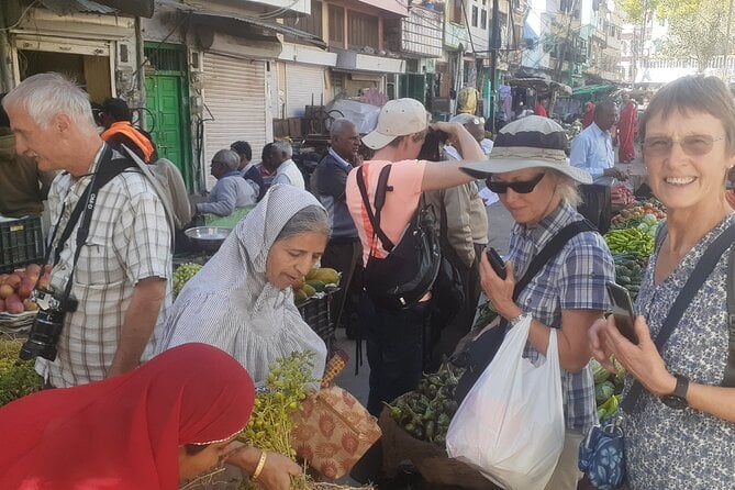 Udaipur Heritage City and Local Market Walking Tour - Tour Highlights