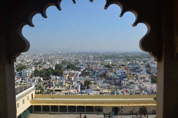 Udaipur: Highlights of Udaipur, Guided Half-Day Car Tour - The Sum Up