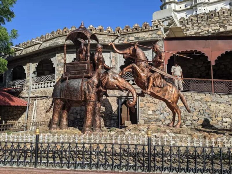 Udaipur: Maharana Pratap Museum Guided Tour - Good To Know