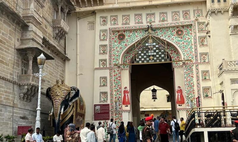 Udaipur: Private City Sightseeing Tour & Cooking Class Combo - Discovering Udaipur’s Highlights