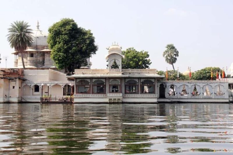 Udaipur: Private City Sightseeing Tour & Cooking Class Combo - The Cooking Class: An Authentic Taste of Rajasthan