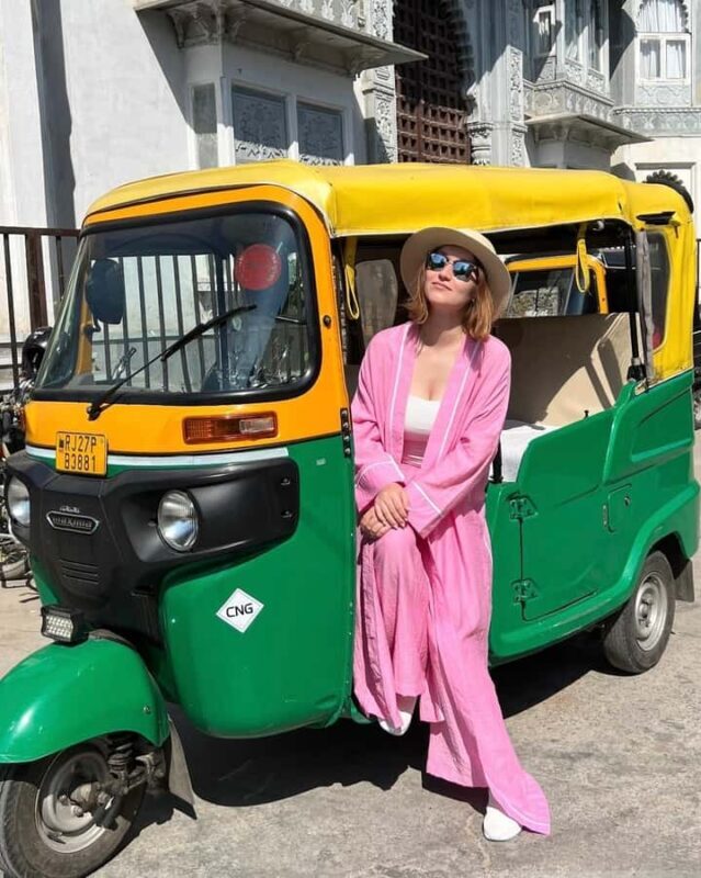 Udaipur Private City Tour by Tuk-Tuk or Car - Transportation Choices: Tuk-Tuk vs. Private Car