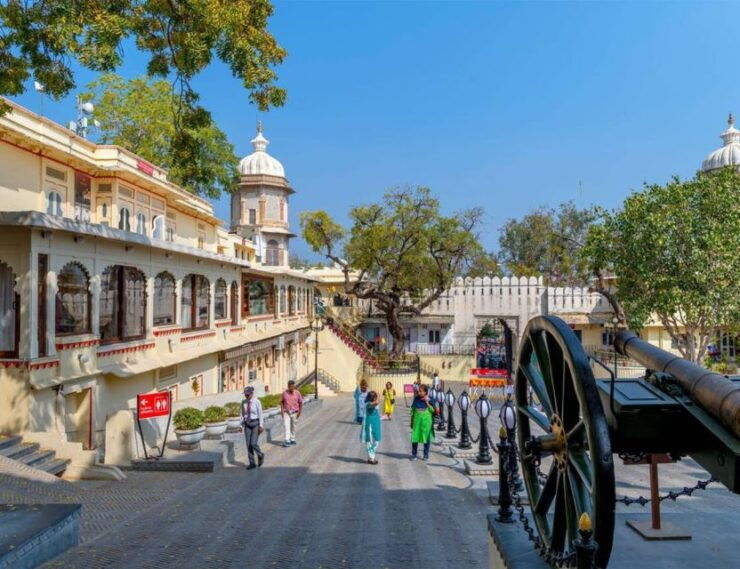 Udaipur: Private Guided Udaipur Sightseeing Tour - Tour Details