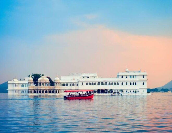 Udaipur: Private Guided Udaipur Sightseeing Tour - Experience