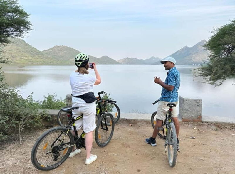 Udaipur: Private Lake Loop Bicycle Tour with Refreshments - A Closer Look at the Itinerary