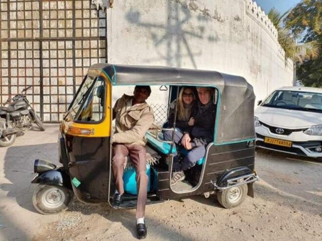 Udaipur Private Sightseeing Tour With Guide - Tour Highlights and Inclusions