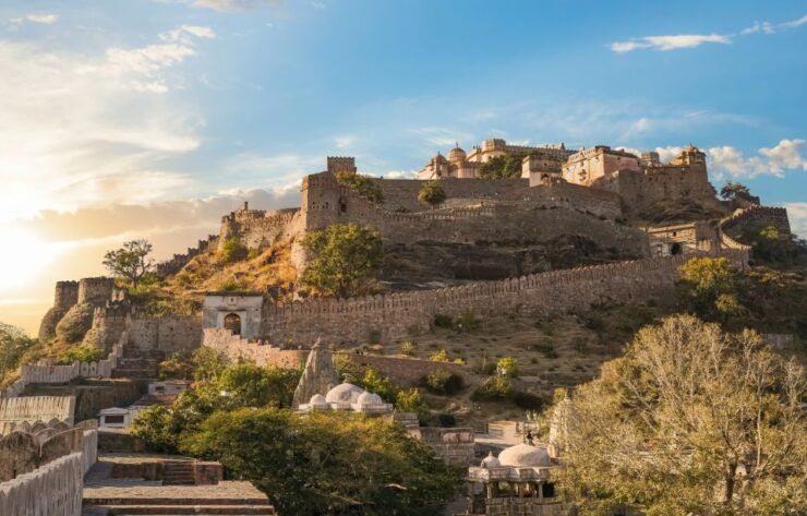 Udaipur: Private Tour of Kumbhalgarh and Ranakpur With Lunch - Tour Pricing and Duration