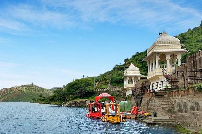 Udaipur Sightseeing Day Tour With Professional Guide and Driver - Booking Process