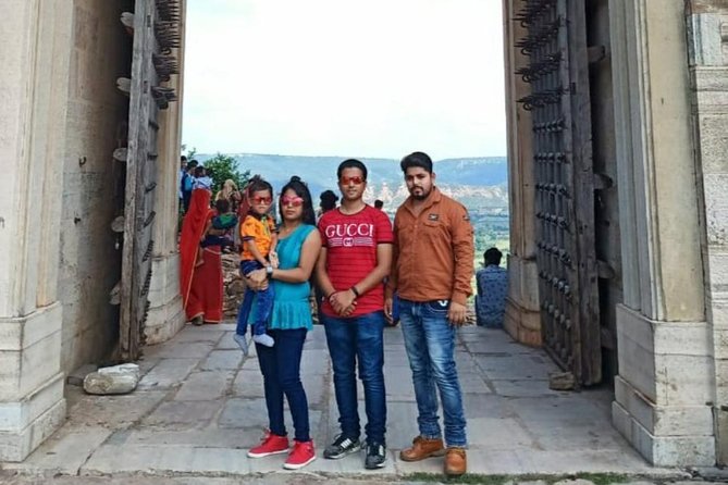 Udaipur Sightseeing Tour By Car With Guide - Key Highlights of Udaipur Sightseeing Tour
