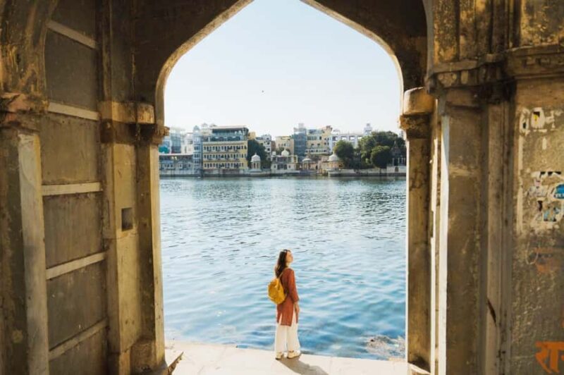 Udaipur: Sightseeing Tour by Tuk-Tuk or Car with a Driver - What This Tour Offers