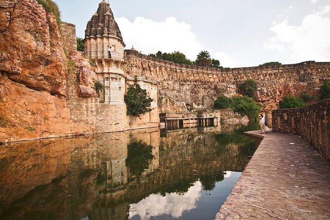 Udaipur to Jaipur via Visiting Chittorgarh Fort Guide Tour - Additional Tour Info