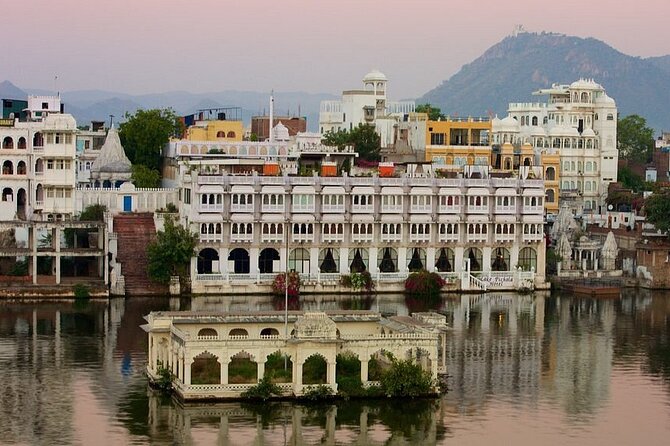 Udaipur to Jodhpur Drop With Stop at Kumbhalgarh Fort & Ranakpur Jain Temple - Overview