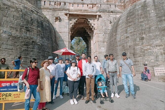 Udaipur to Kumbhalgarh and Ranakpur Full-Day Tour with Lunch - Detailed Breakdown of Stops