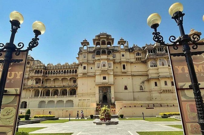 Udaipur Tour with Local Guide Hitesh - FAQs