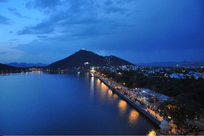 Udapiur: Night Walking Tour - Important Places to Explore