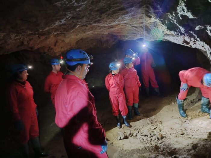 UDIAS: Guided Tour in Mine and Access to Natural Cave. - Customer Experiences