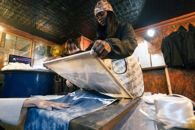 Ukiyo-e Indigo Dyeing Workshop at Mt. Fuji - Who Should Consider This Experience