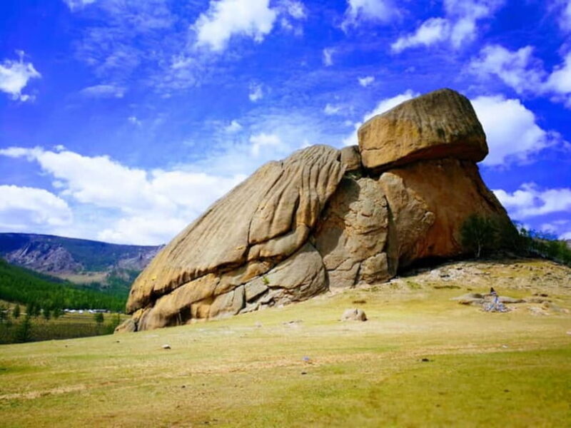 Ulaanbaatar: Chinggis Khaan Statue and Turtle Rock Day Tour - What Makes This Tour Stand Out