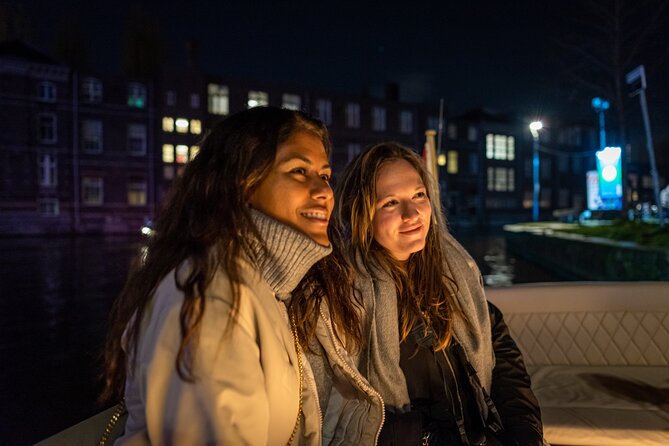 Ultimate Amsterdam Light Festival Cruise - Public Transportation and Participant Information