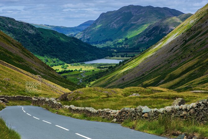 Ultimate Full-Day Lake District Tour: 10 Lakes, Amazing Scenery & Lake Cruise - Tour Experience