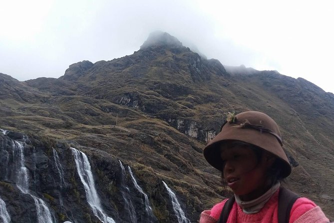 Ultimate Lares Trek & Inca Trail 5 Days - Trekking Through the Peruvian Highlands