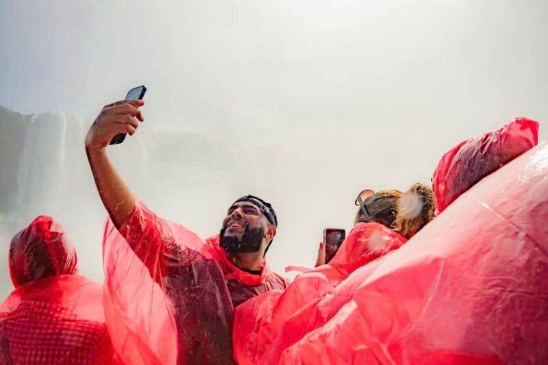 Ultimate Niagara Falls Tour with Boat Cruise - Unveiling the Niagara Falls Experience