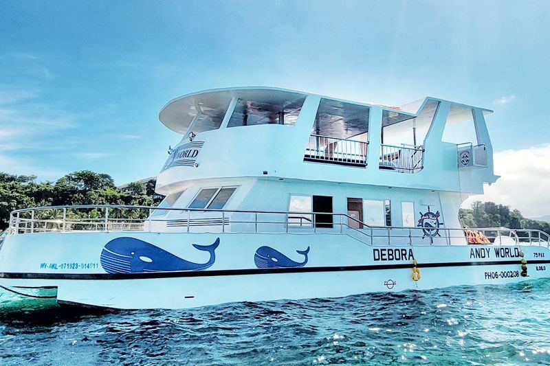 Ultimate Party Cruise in Boracay by Andy World Yacht - A party boat, not a quiet sunset sail
