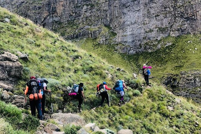 Ultimate Peak Hike Camp - Drakensberg Mafadi Adventure - Maximum Group Size