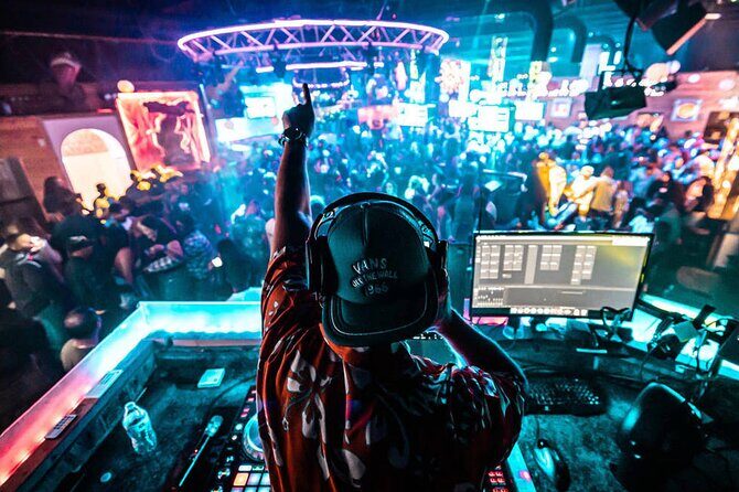 Ultimate South Beach Bar Crawl in Miami - Practical Considerations