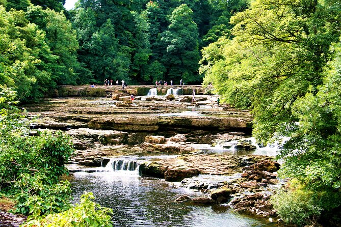 Ultimate Yorkshire Dales Tour - Magnificent Views - Photo Stops - Expert Guide - Tour Highlights