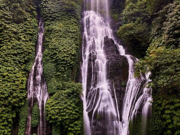 Ulun Danu Bratan Temple : Banyumala Waterfalls /Private Trip - Nearby Attractions