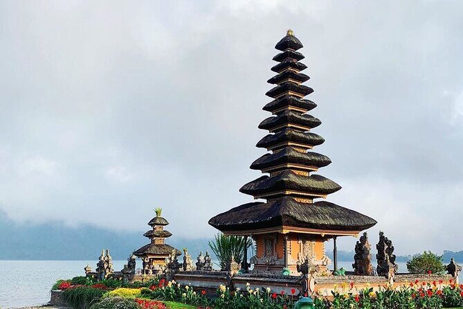 Ulundanu Bratan Temple, Scenic Waterfall & Tanah Lot Sunset Tour - Who Should Book This Tour?