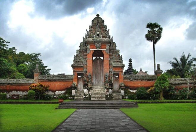 Ulundanu Temple,Jatiluwih & Tanah Lot Sunset-All Inclusive - Driver and Accessibility Information
